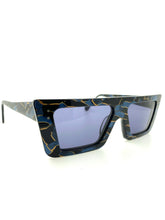 Cargar imagen en el visor de la galería, LARRY 41-41
